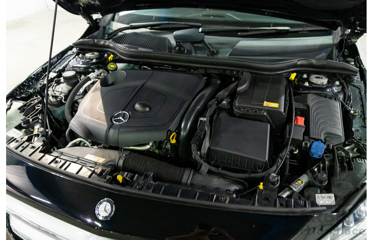 11/2014 Mercedes-Benz GLA200 CDI (FWD) X156 4d Wagon Cosmos Black Metallic Turbo 2.1L