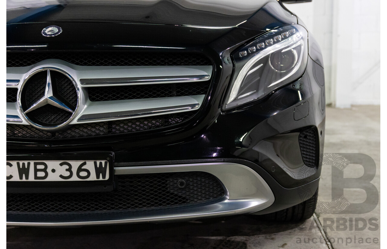 11/2014 Mercedes-Benz GLA200 CDI (FWD) X156 4d Wagon Cosmos Black Metallic Turbo 2.1L