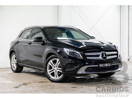 11/2014 Mercedes-Benz GLA200 CDI (FWD) X156 4d Wagon Cosmos Black Metallic Turbo 2.1L