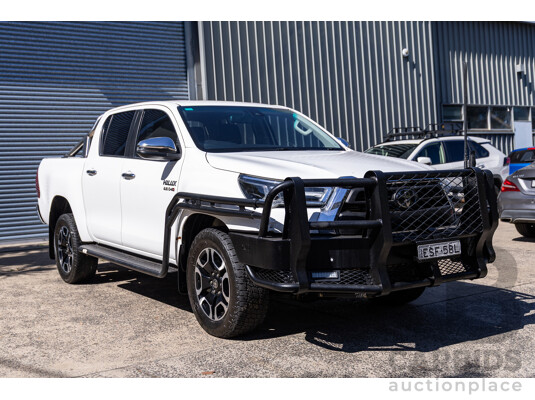 01/2022 Toyota Hilux SR5 (4x4) GUN126R Double Cab P/Up Super White Turbo Diesel 2.8L