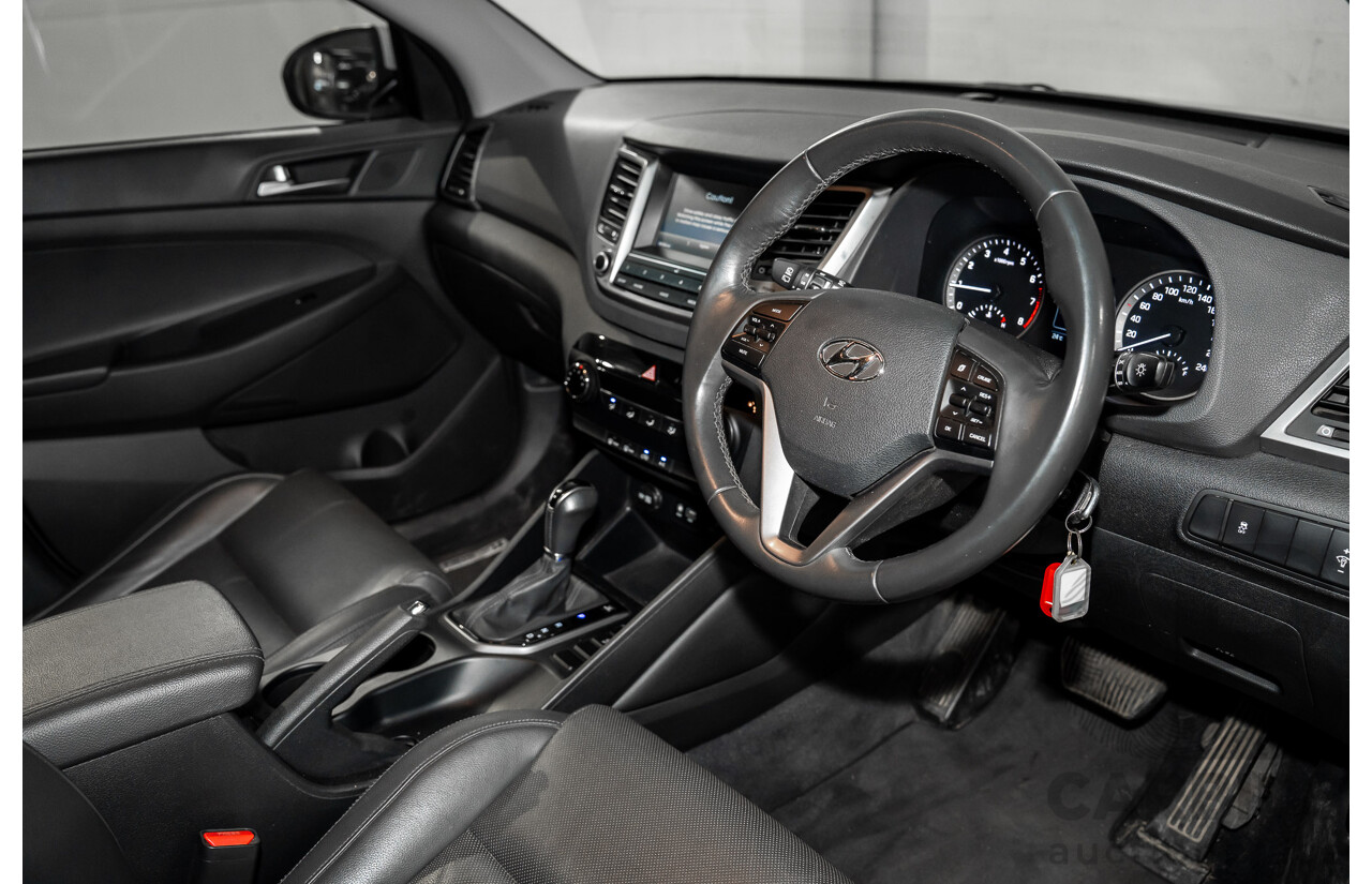 8/2015 Hyundai Tucson Active X (FWD) TL 4d Wagon Pure White 2.0L