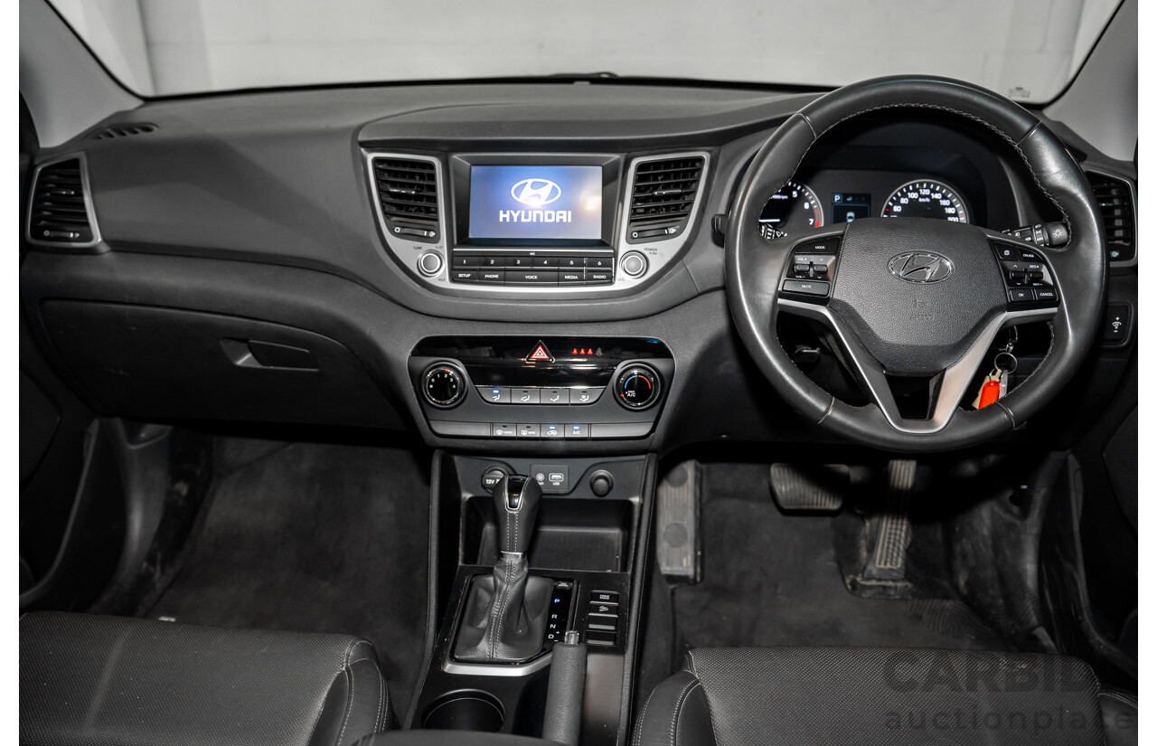 8/2015 Hyundai Tucson Active X (FWD) TL 4d Wagon Pure White 2.0L