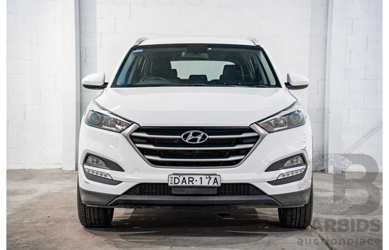 8/2015 Hyundai Tucson Active X (FWD) TL 4d Wagon Pure White 2.0L
