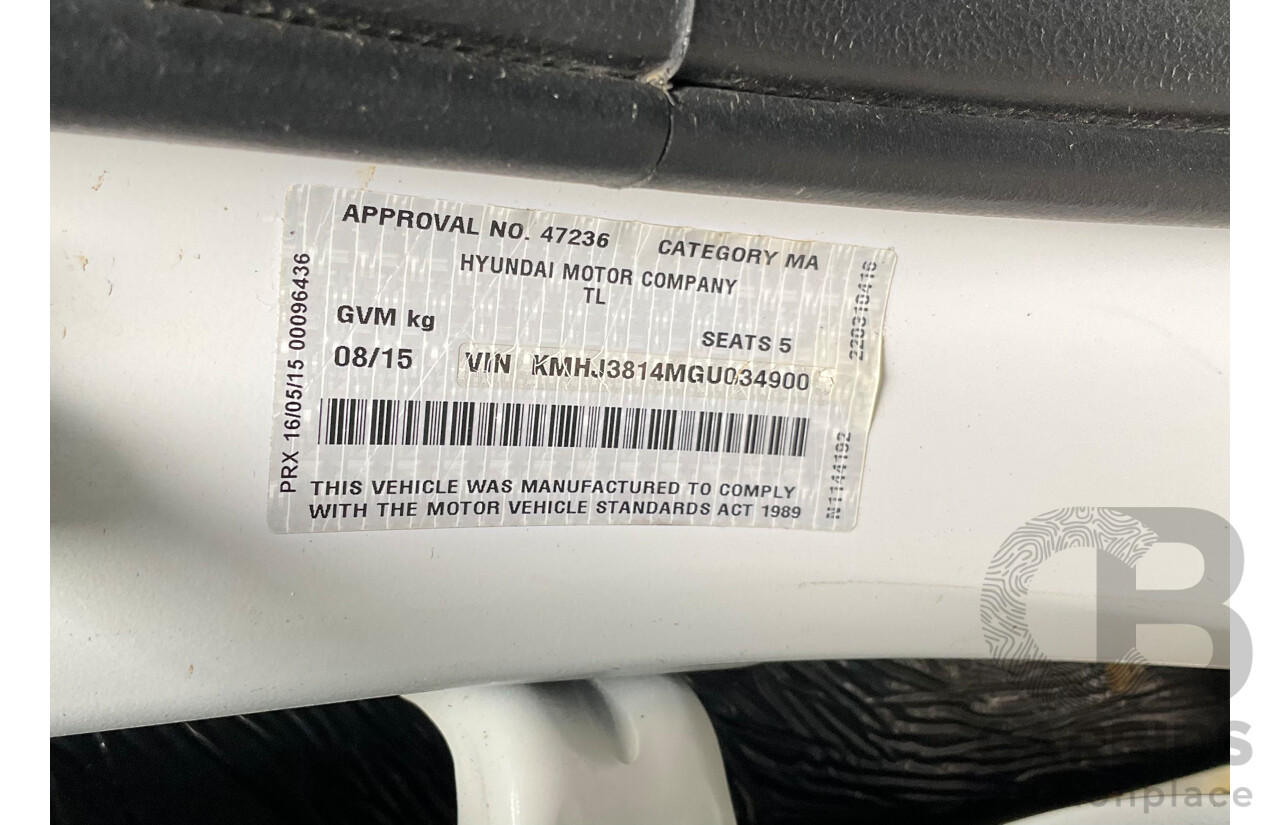 8/2015 Hyundai Tucson Active X (FWD) TL 4d Wagon Pure White 2.0L