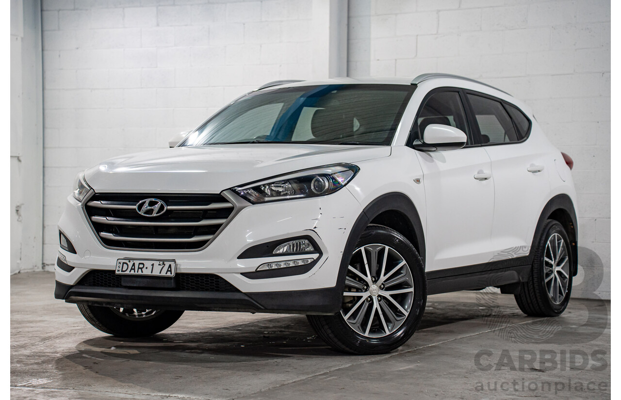 8/2015 Hyundai Tucson Active X (FWD) TL 4d Wagon Pure White 2.0L