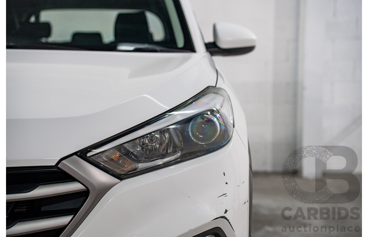 8/2015 Hyundai Tucson Active X (FWD) TL 4d Wagon Pure White 2.0L