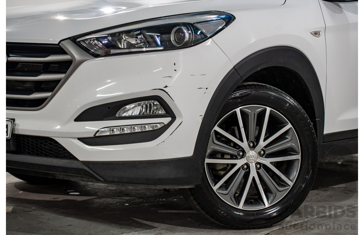 8/2015 Hyundai Tucson Active X (FWD) TL 4d Wagon Pure White 2.0L