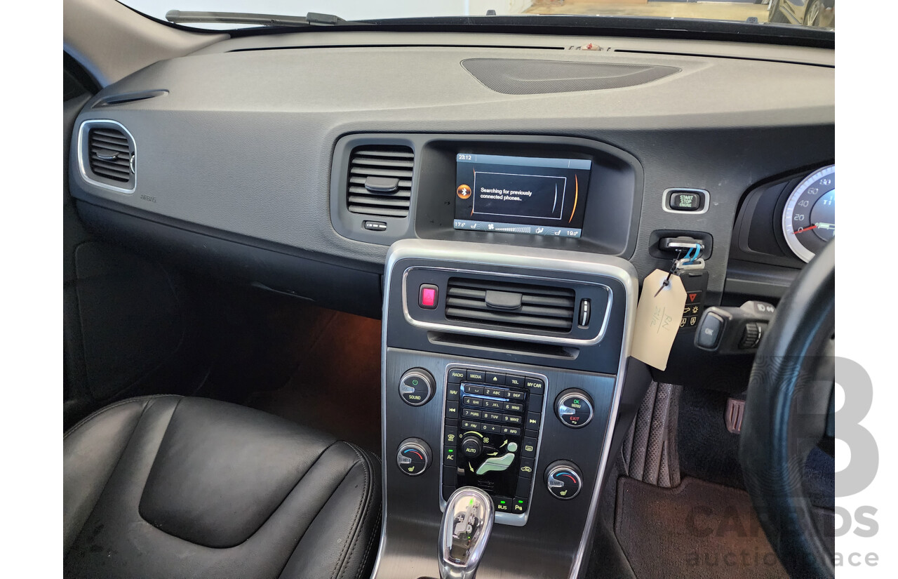 1/2013 Volvo V60 D3 Teknik F MY12 4d Wagon Blue 2.0L