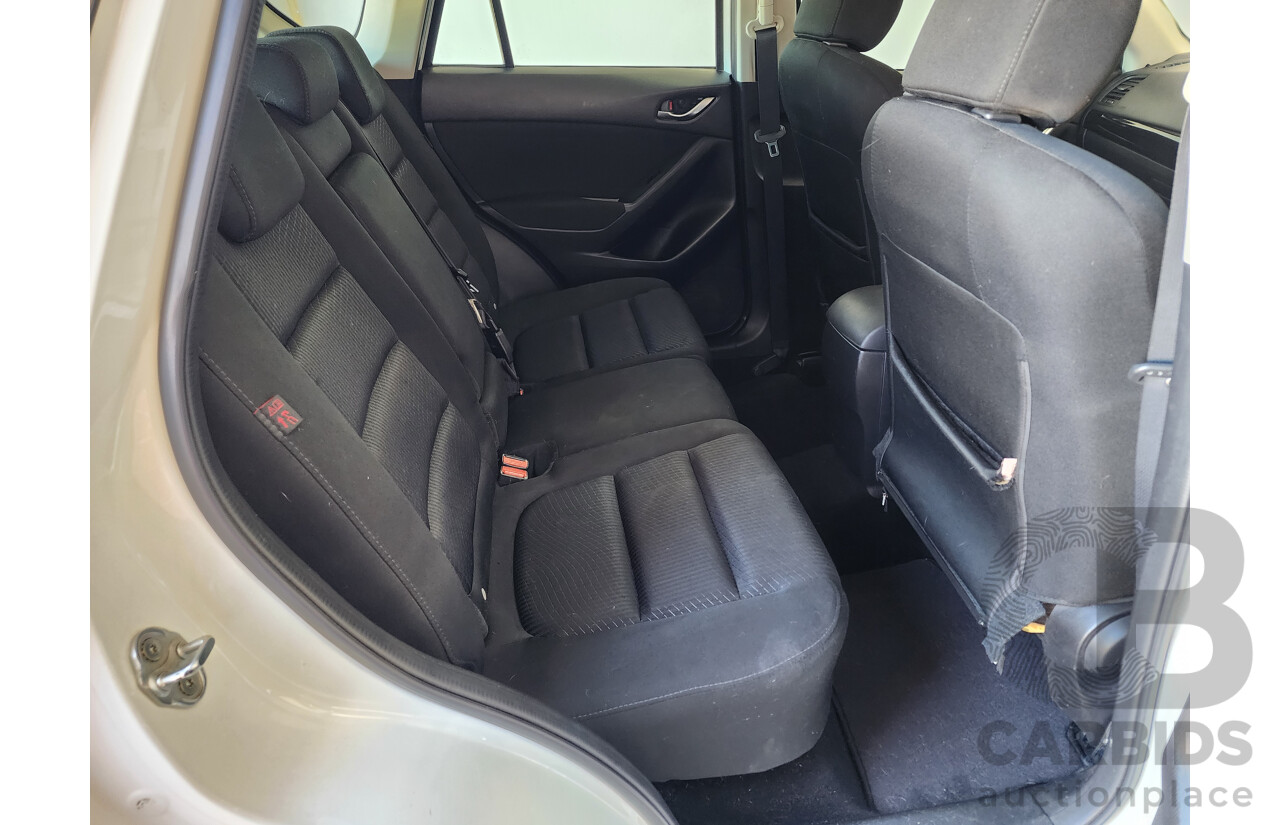 8/2012 Mazda Cx-5 MAXX Sport (4x4)  4d Wagon White 2.2L