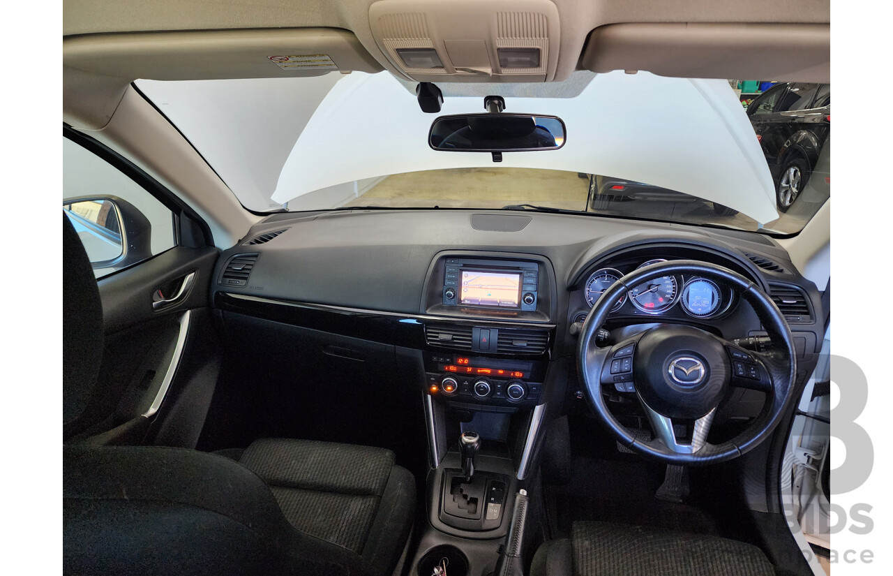 8/2012 Mazda Cx-5 MAXX Sport (4x4)  4d Wagon White 2.2L