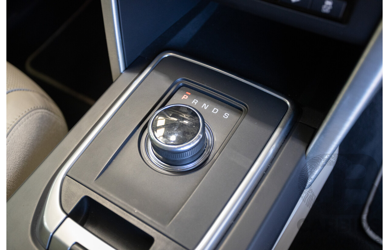 11/2016 Land Rover Discovery Sport TD4 180 HSE Luxury (AWD) LC MY17 4D Wagon Firenze Red Metallic Turbo Diesel 2.0L