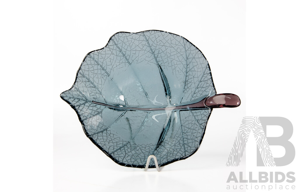 Mats Jonasson Leaf Glass Bowl