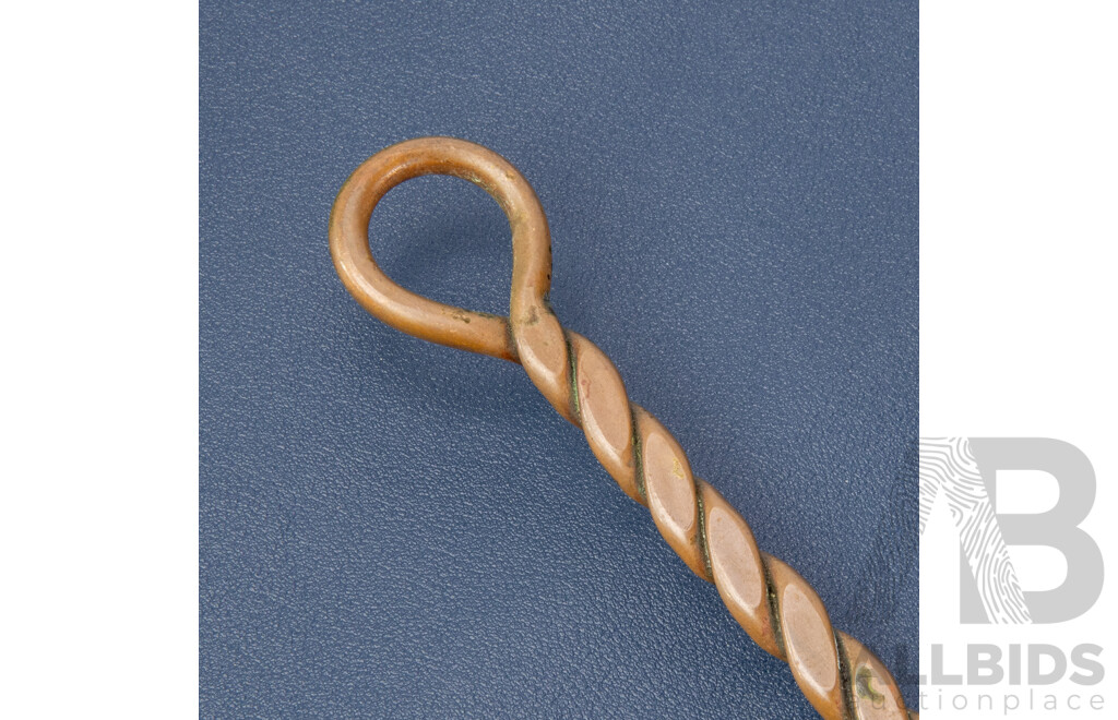 Vintage Weeda Tasmania Copper Ladle with Hammered Finish