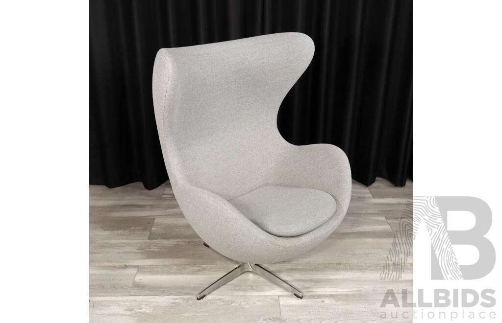 Replica Arne Jacobsen Egg Chair