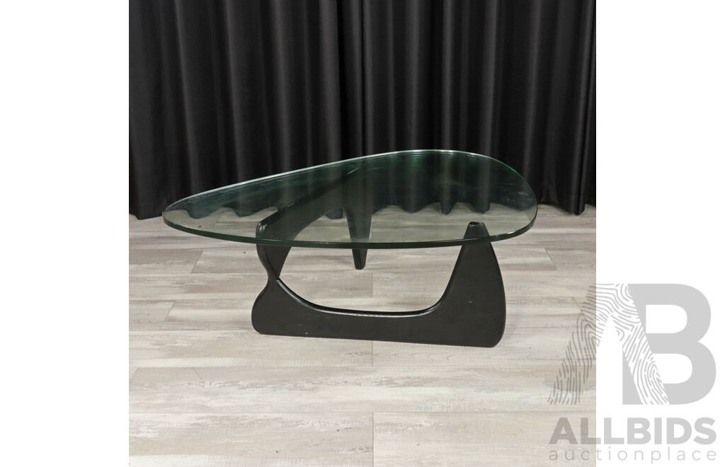 Replica Isamu Noguchi IN-61 Chess Table