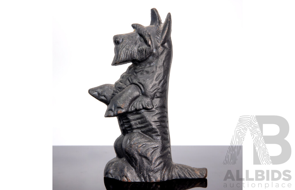 Vintage Cast Iron Scottie Dog Door Stop