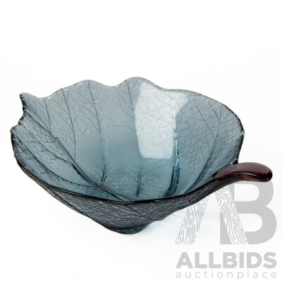 Mats Jonasson Leaf Glass Bowl