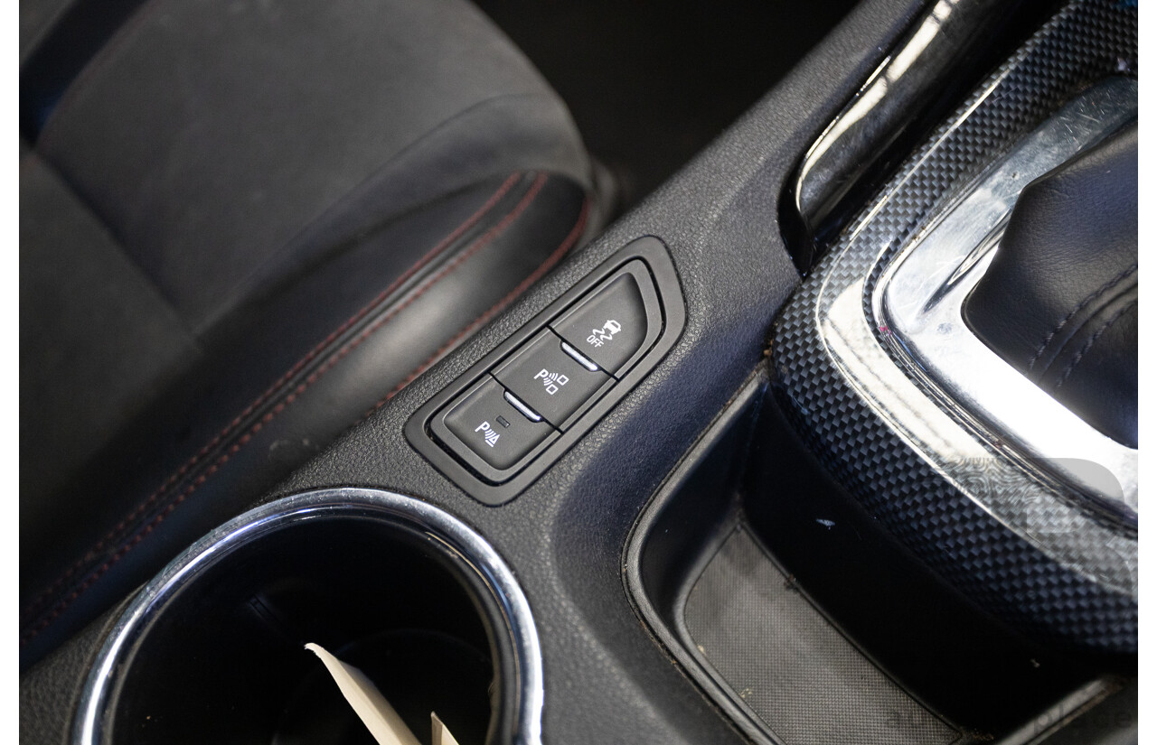 8/2016 Holden Commodore SV6 Black Edition VFII MY16 4D Sportwagon Nitrate Silver V6 3.6L