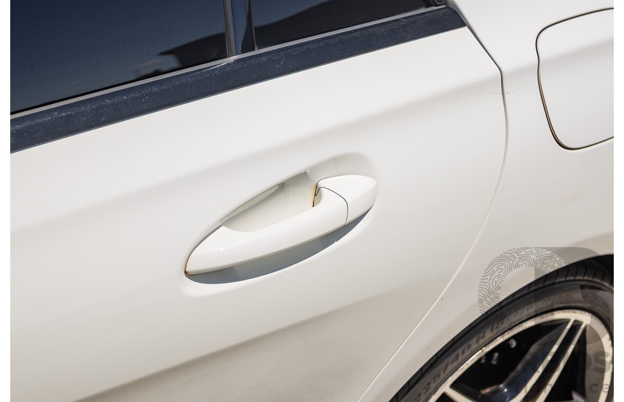 10/2014 Mercedes-Benz CLA200 117 4D Coupe Calcite White Turbo 1.6L