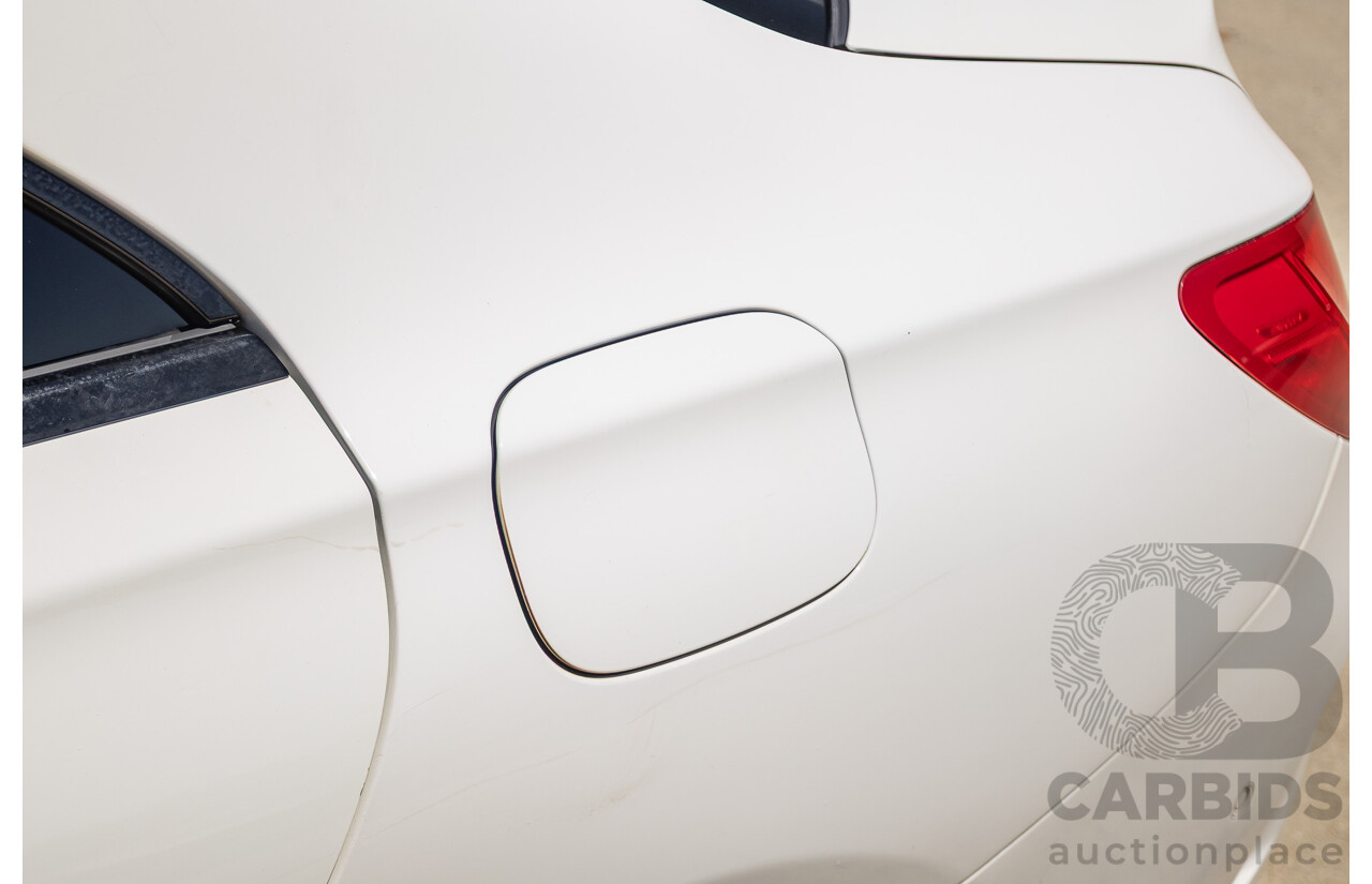 10/2014 Mercedes-Benz CLA200 117 4D Coupe Calcite White Turbo 1.6L