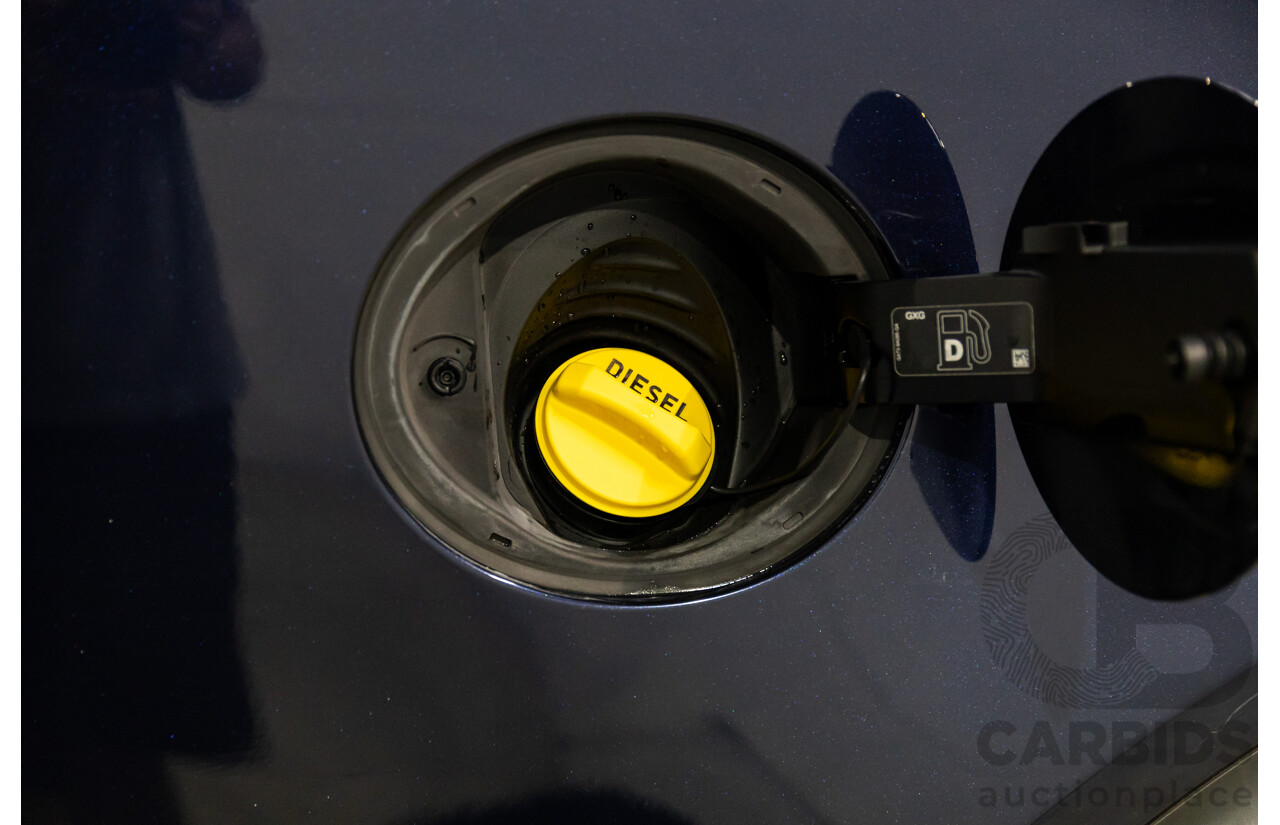 07/2017 Land Rover Discovery TD4 SE (4WD) MY17 4d Wagon Loire Blue Metallic Turbo Diesel 2.0L