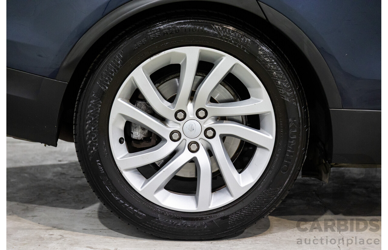 07/2017 Land Rover Discovery TD4 SE (4WD) MY17 4d Wagon Loire Blue Metallic Turbo Diesel 2.0L