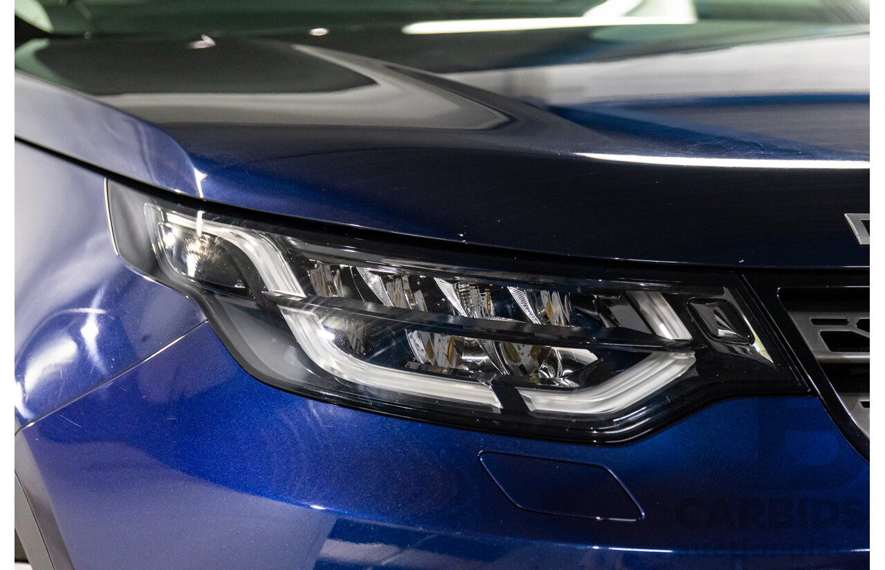 07/2017 Land Rover Discovery TD4 SE (4WD) MY17 4d Wagon Loire Blue Metallic Turbo Diesel 2.0L