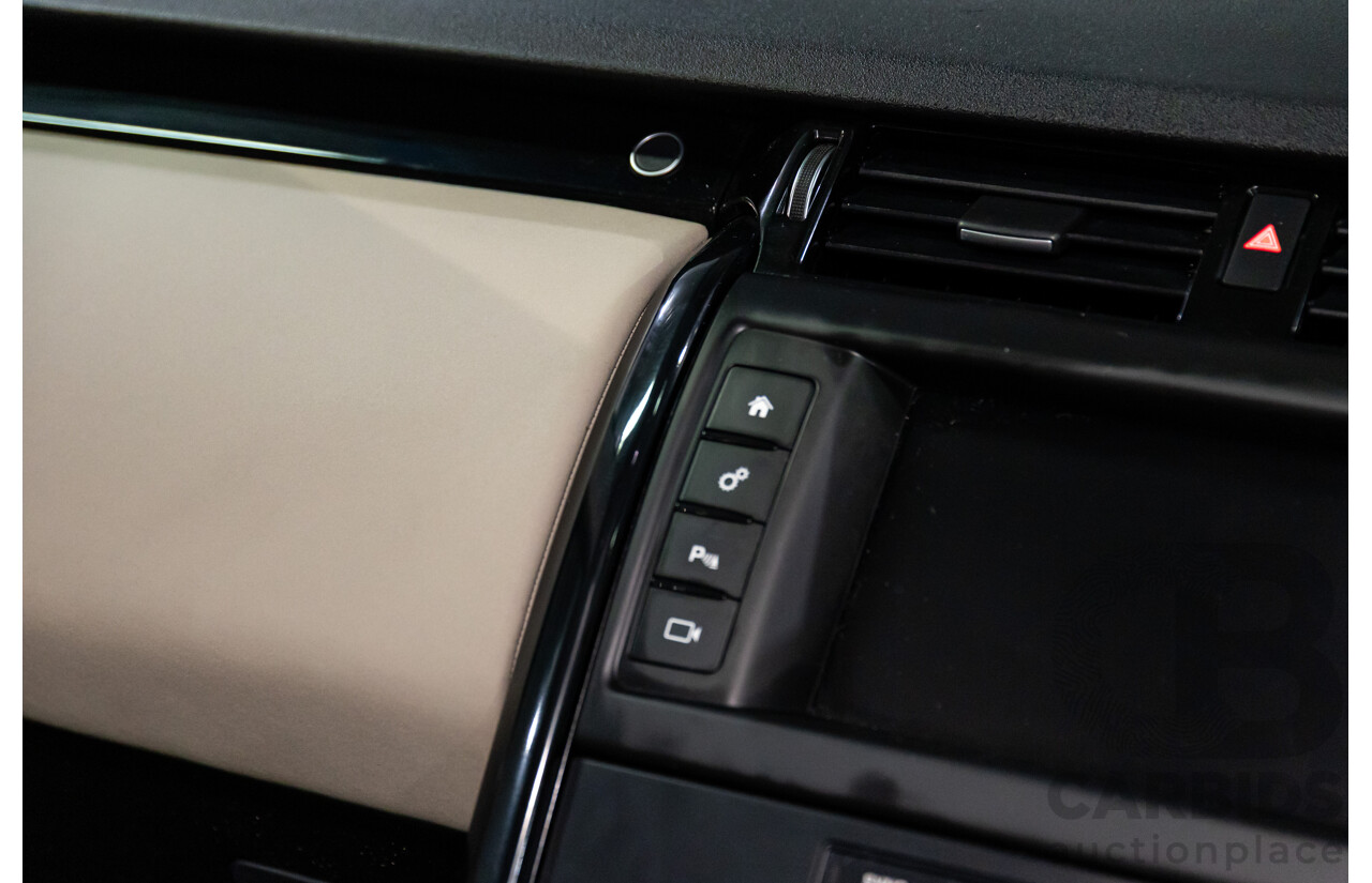 07/2017 Land Rover Discovery TD4 SE (4WD) MY17 4d Wagon Loire Blue Metallic Turbo Diesel 2.0L