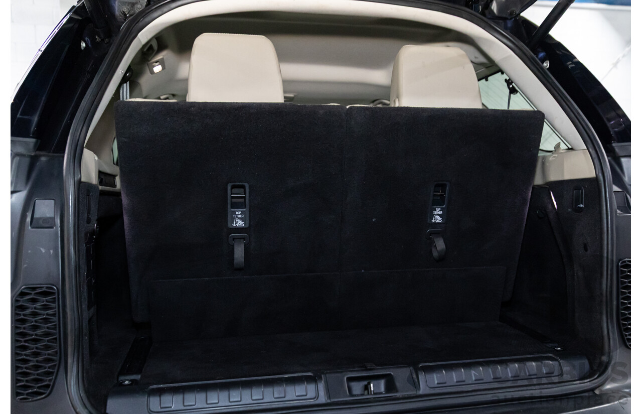 07/2017 Land Rover Discovery TD4 SE (4WD) MY17 4d Wagon Loire Blue Metallic Turbo Diesel 2.0L