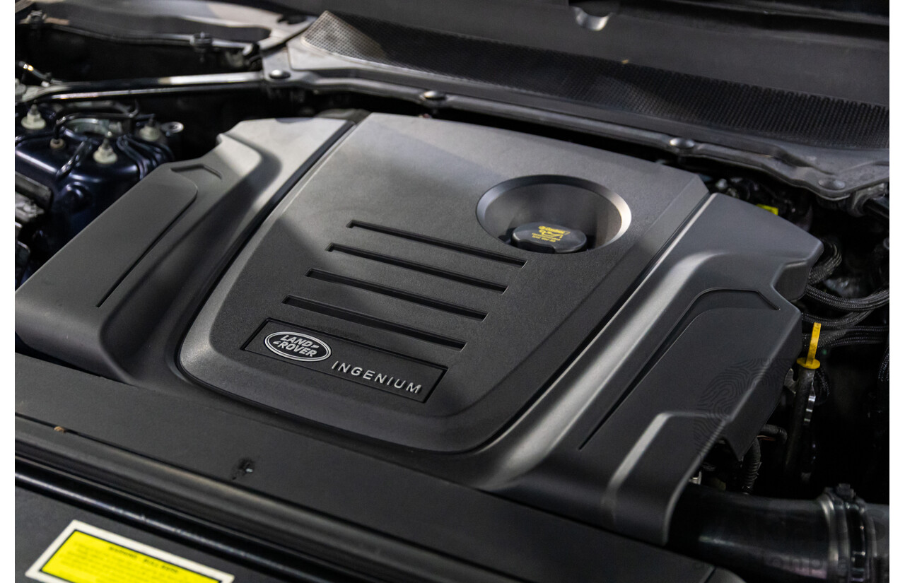 07/2017 Land Rover Discovery TD4 SE (4WD) MY17 4d Wagon Loire Blue Metallic Turbo Diesel 2.0L