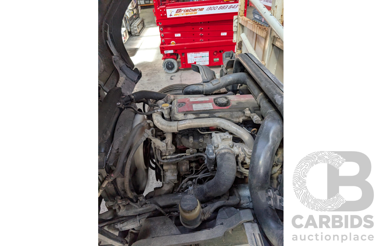 09/2007 Hino 300 Series Trayback Truck 2d Cab Chassis White Turbo Diesel 4.0L