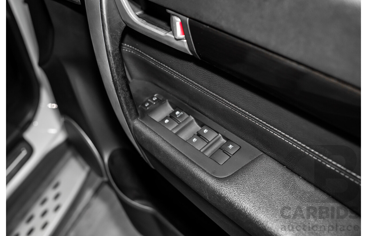 3/2014 Holden Captiva 7 LTZ (AWD) CG MY15 4d Wagon Summit White V6 3.0L - 7 Seater