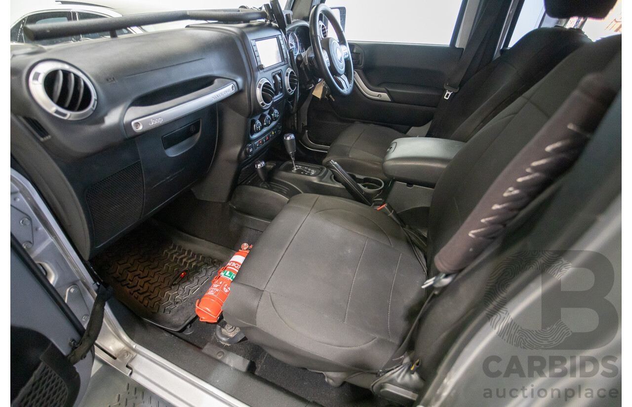 1/2018 Jeep Wrangler Unlimited Overland (4x4) JK MY18 4D Hardtop Billet Silver Metallic V8 5.7L