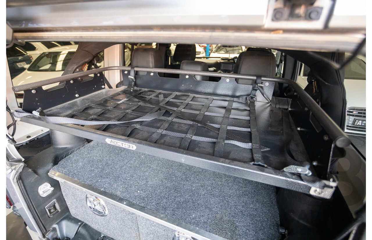 1/2018 Jeep Wrangler Unlimited Overland (4x4) JK MY18 4D Hardtop Billet Silver Metallic V8 5.7L