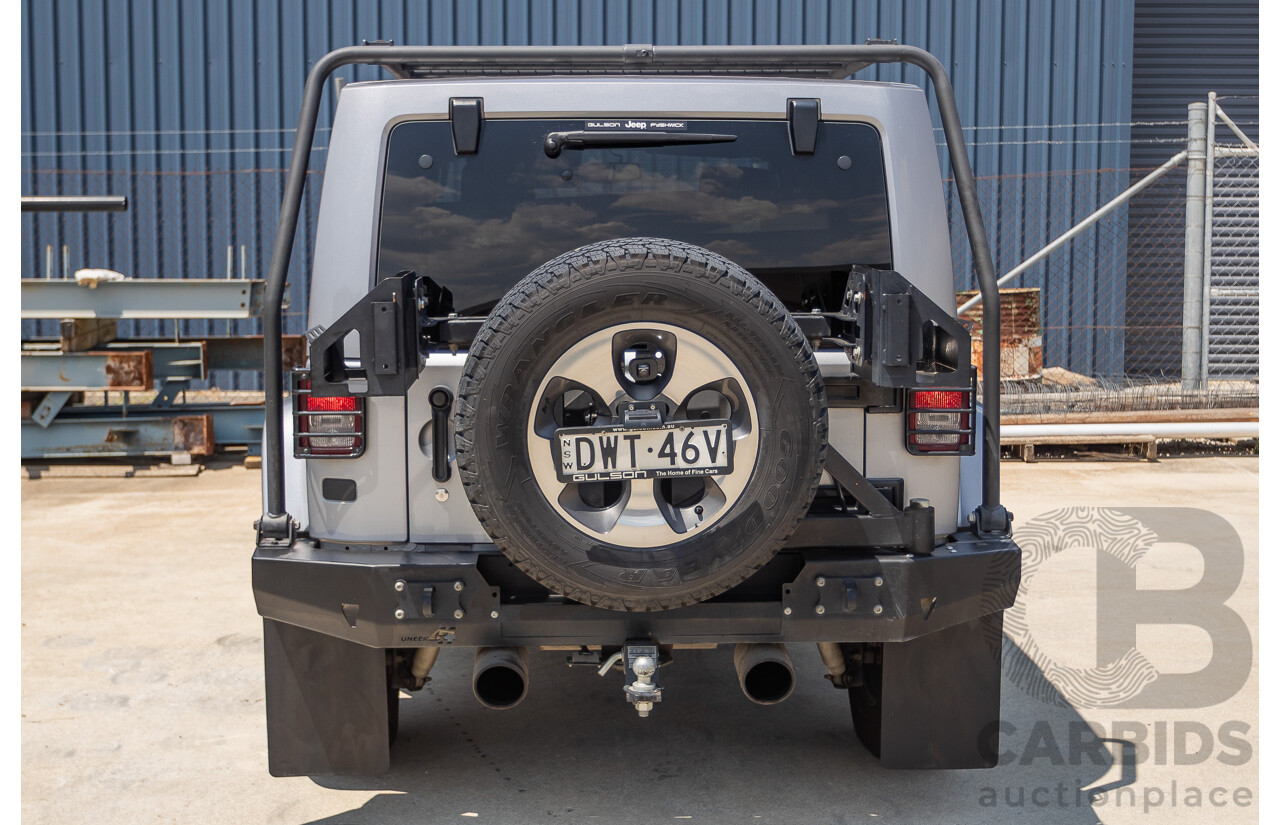 1/2018 Jeep Wrangler Unlimited Overland (4x4) JK MY18 4D Hardtop Billet Silver Metallic V8 5.7L