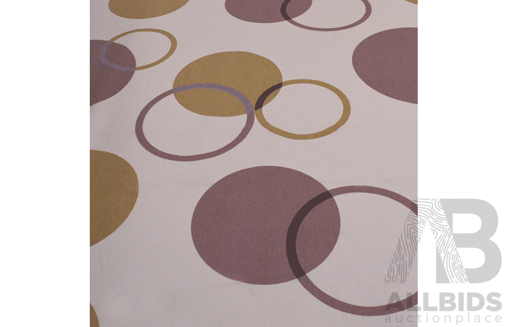 Metallic Bubbles – Cotton - Width: 140 - 32 Metres - RRP$38.40 per Metre