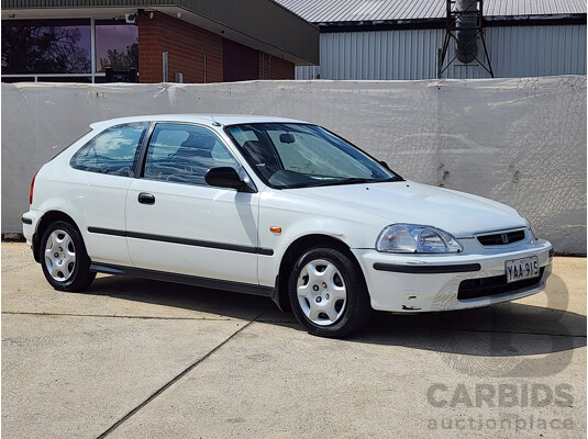 5/1998 Honda Civic CXi  3d Hatchback White 1.6L