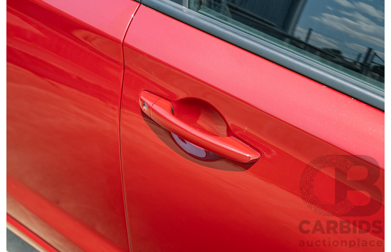 01/2018 Hyundai I30 Active PD 4D Hatchback Red 2.0L