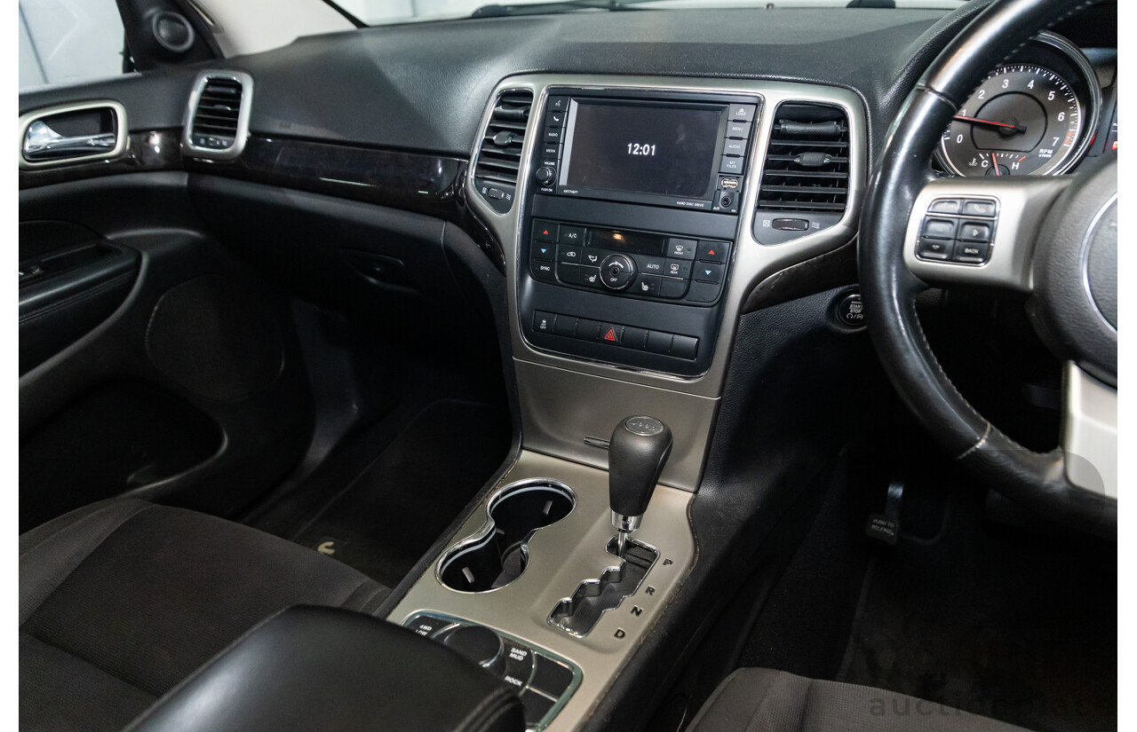 2/2012 Jeep Grand Cherokee Laredo (4x4) WK 4d Wagon Bright White V6 3.6L