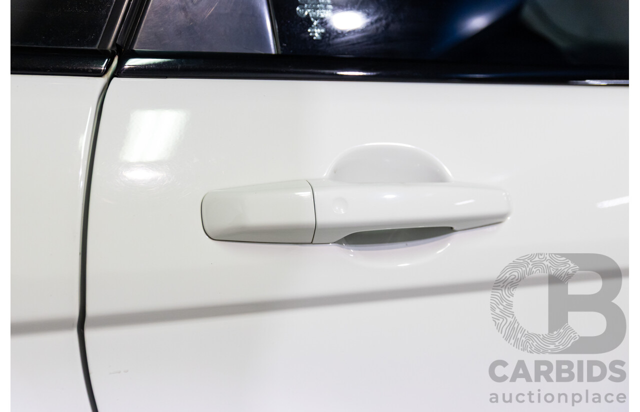 10/2015 Range Rover Evoque Td4 180 SE AWD LV MY16 5D Wagon Fuji White 2.0L