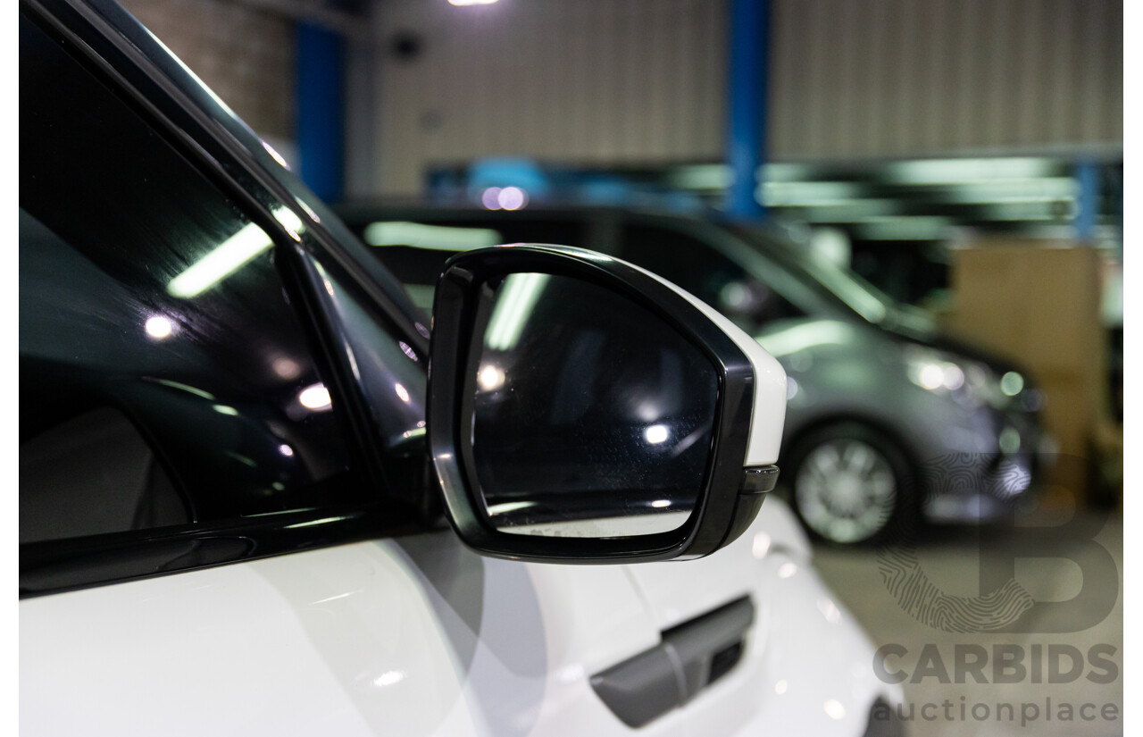 10/2015 Range Rover Evoque Td4 180 SE AWD LV MY16 5D Wagon Fuji White 2.0L