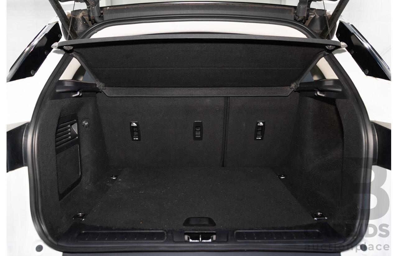 10/2015 Range Rover Evoque Td4 180 SE AWD LV MY16 5D Wagon Fuji White 2.0L