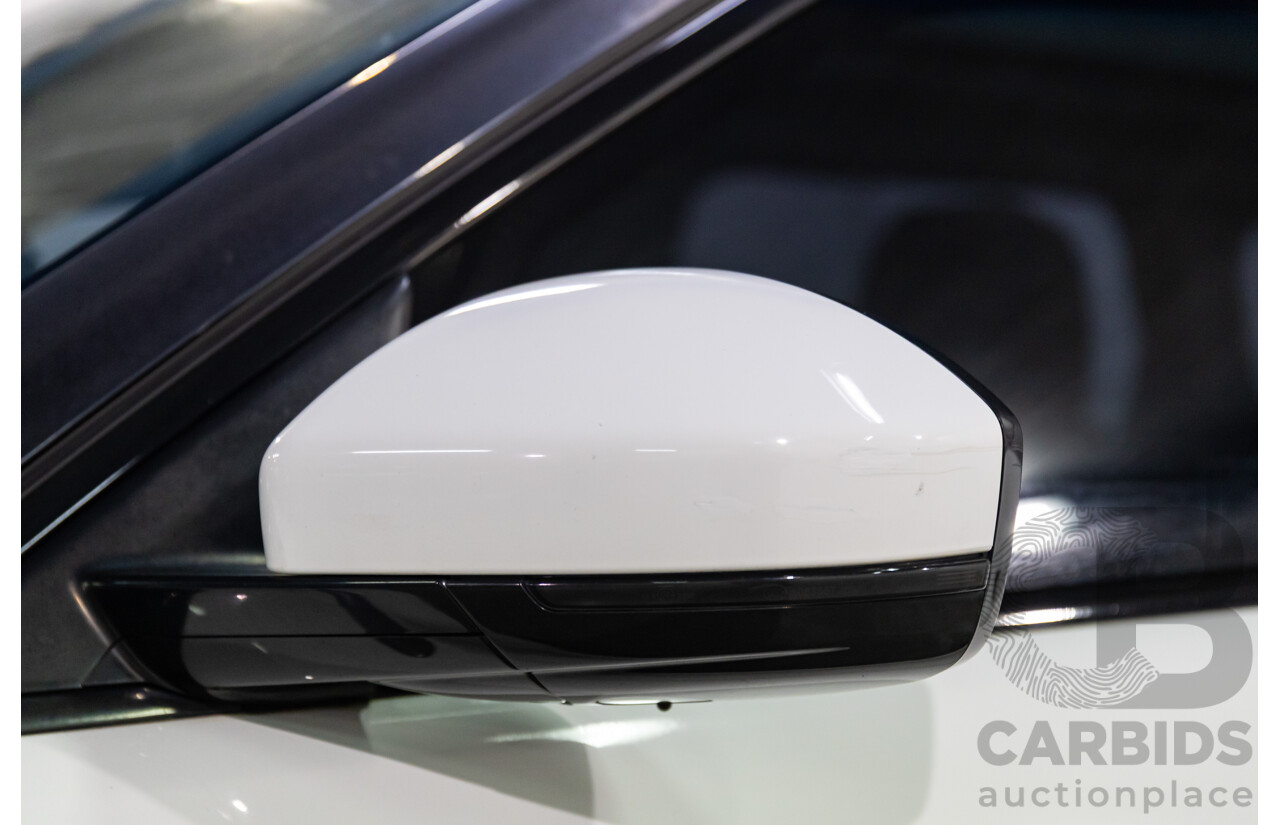 10/2015 Range Rover Evoque Td4 180 SE AWD LV MY16 5D Wagon Fuji White 2.0L