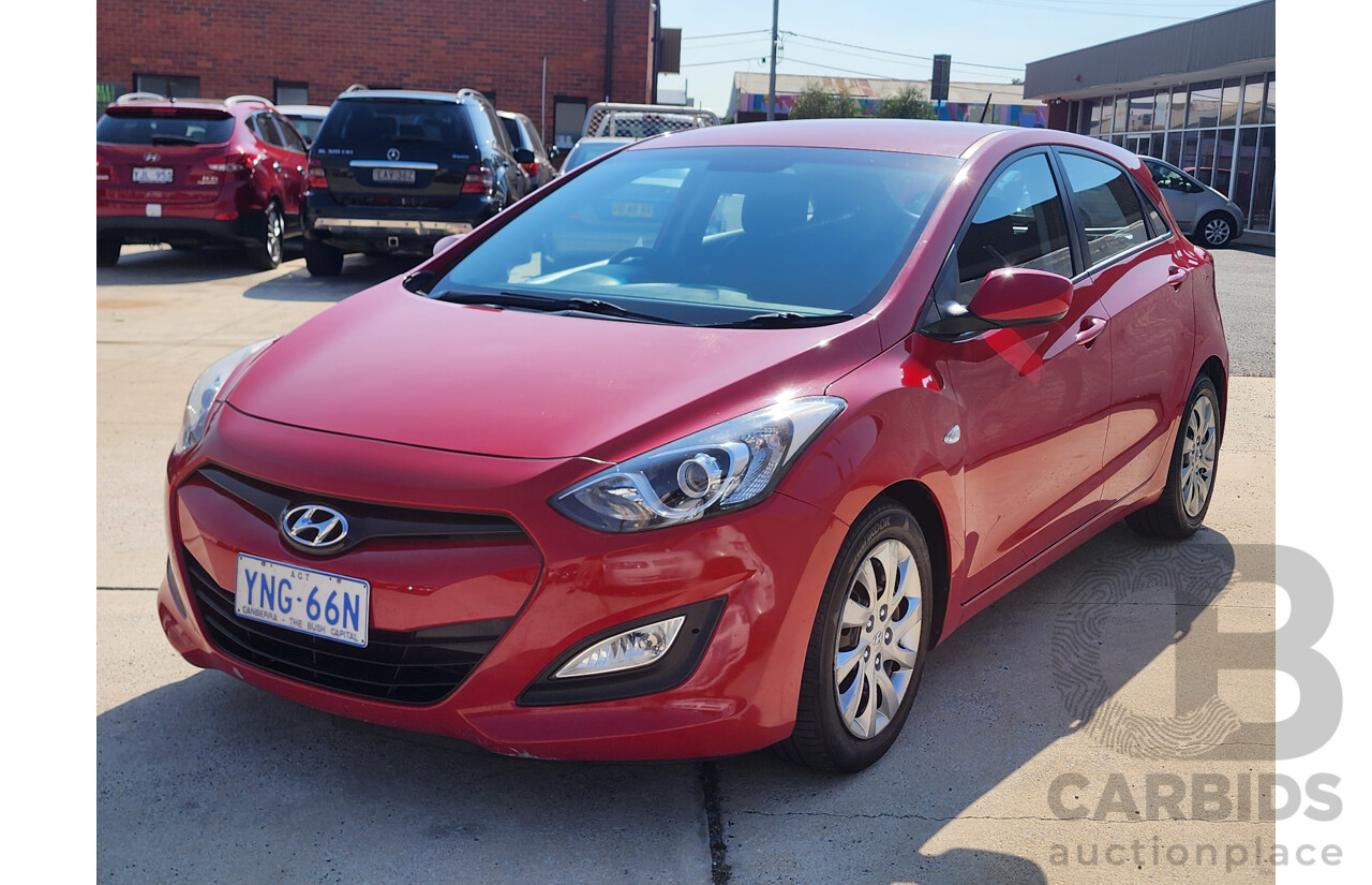 10/2012 Hyundai i30 Active GD MY12 5d Hatchback Red 1.8L