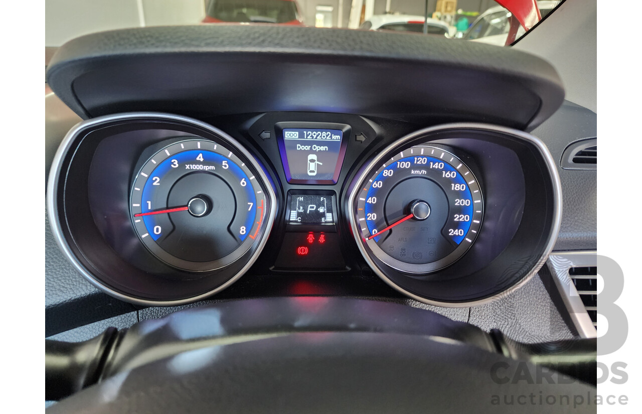 10/2012 Hyundai i30 Active GD MY12 5d Hatchback Red 1.8L