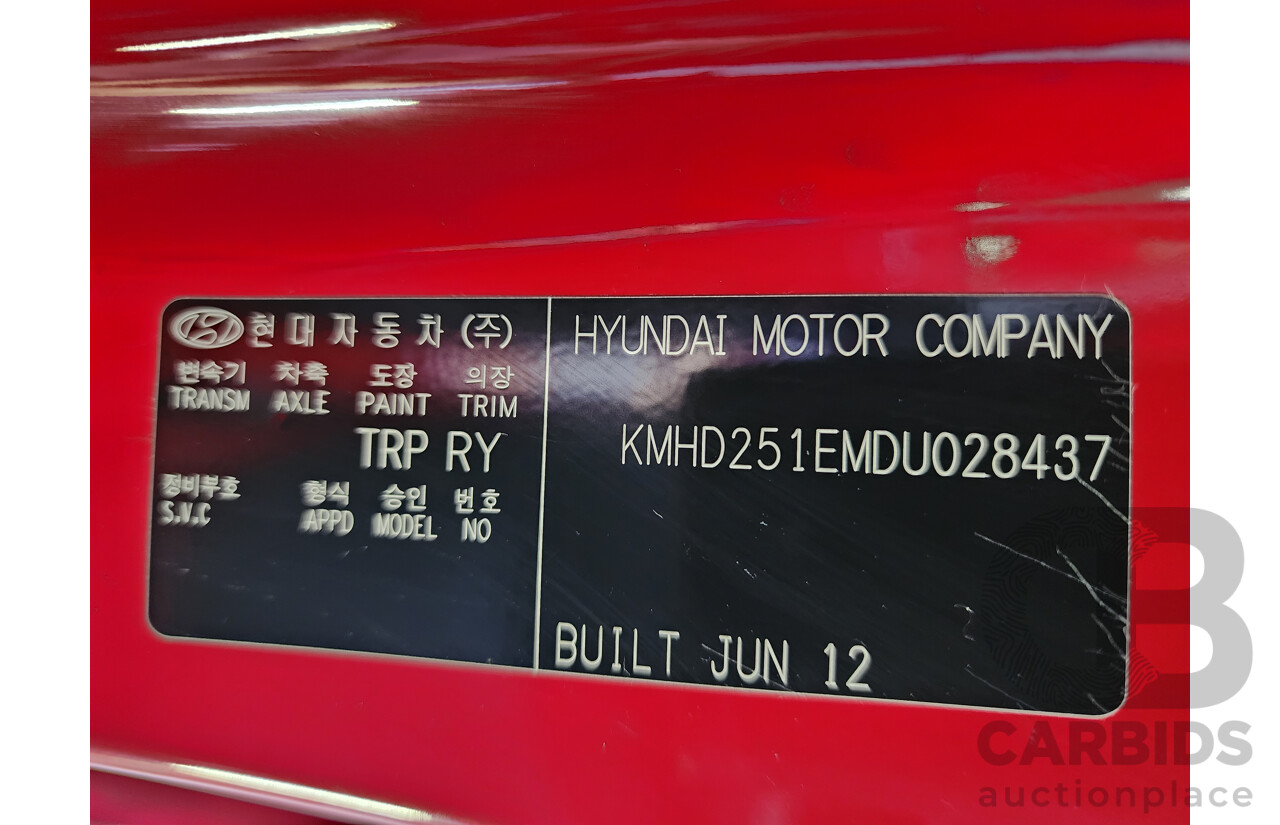 10/2012 Hyundai i30 Active GD MY12 5d Hatchback Red 1.8L