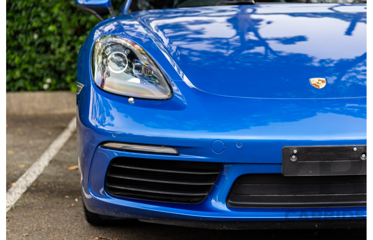 09/2017 Porsche 718 Cayman (RWD) 982 MY18 2d Coupe Sapphire Blue Metallic Turbo 2.0L