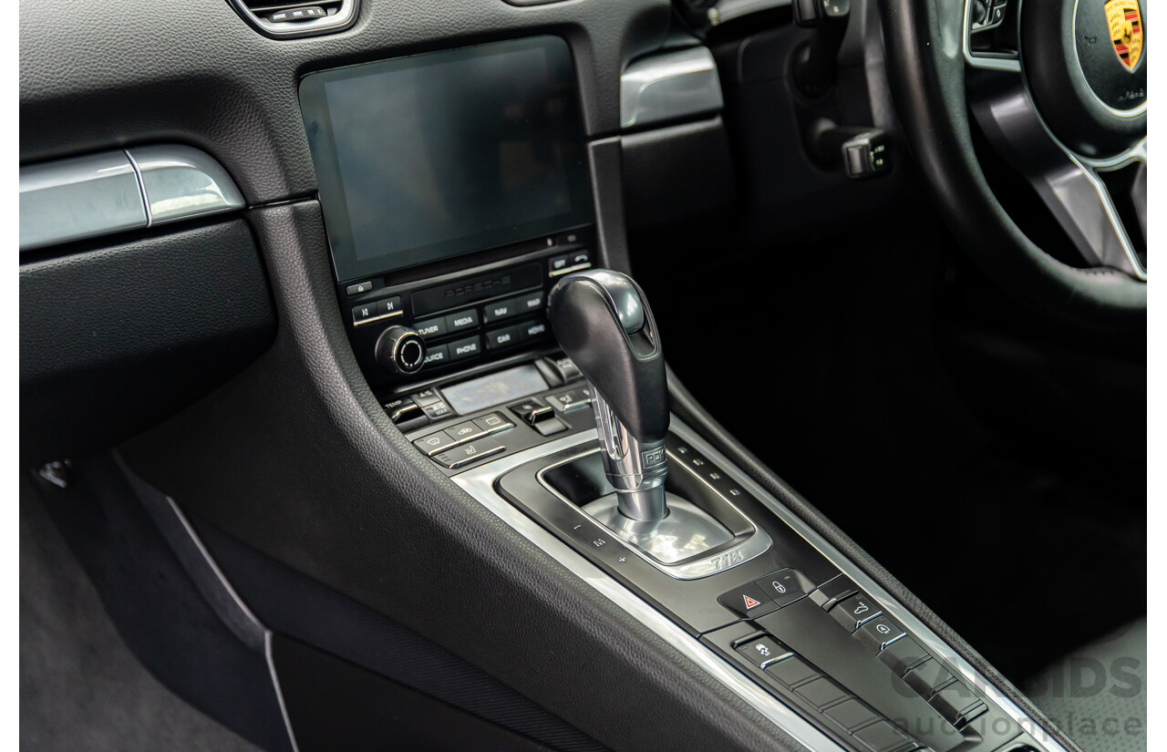 09/2017 Porsche 718 Cayman (RWD) 982 MY18 2d Coupe Sapphire Blue Metallic Turbo 2.0L