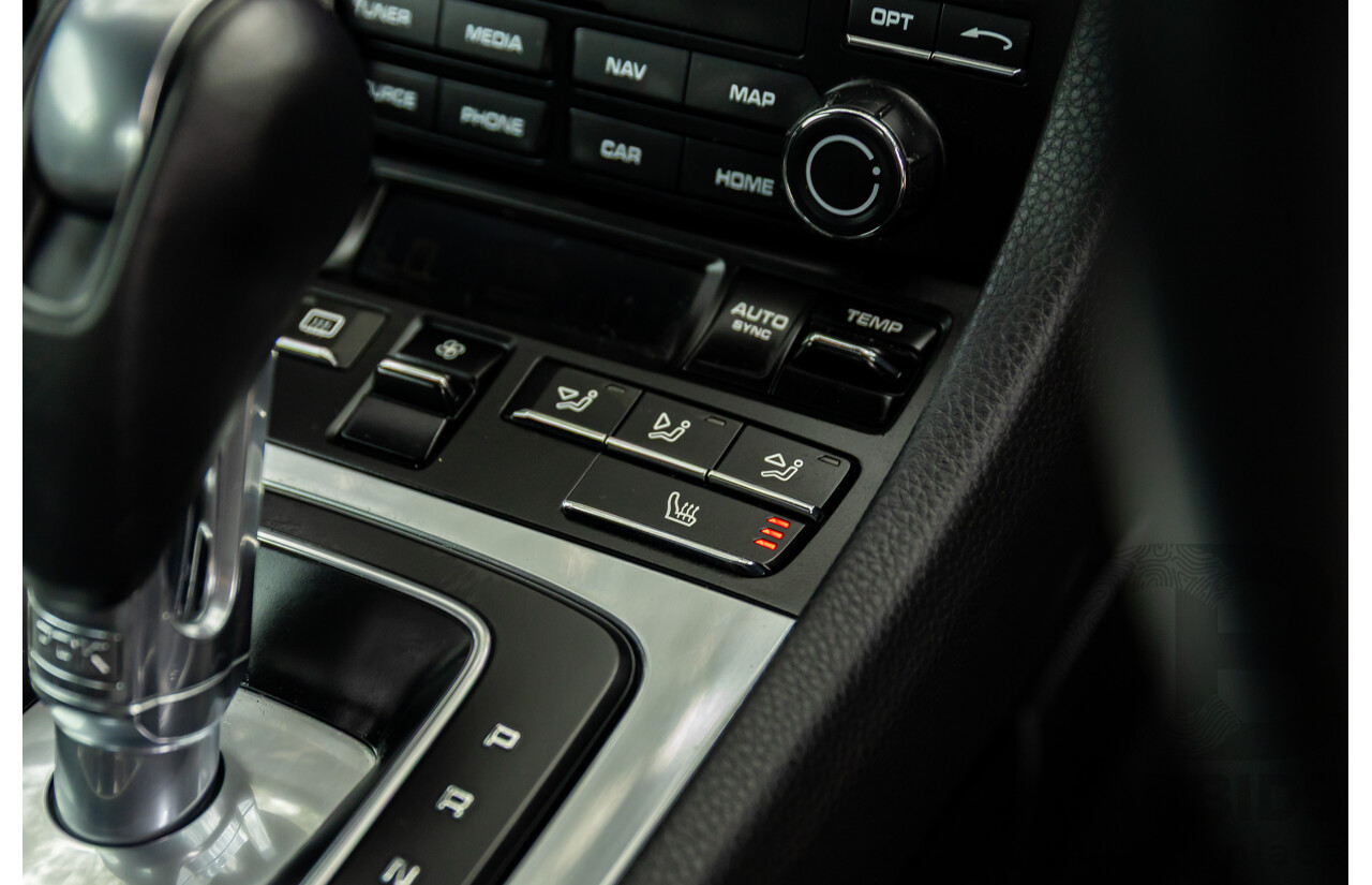 09/2017 Porsche 718 Cayman (RWD) 982 MY18 2d Coupe Sapphire Blue Metallic Turbo 2.0L