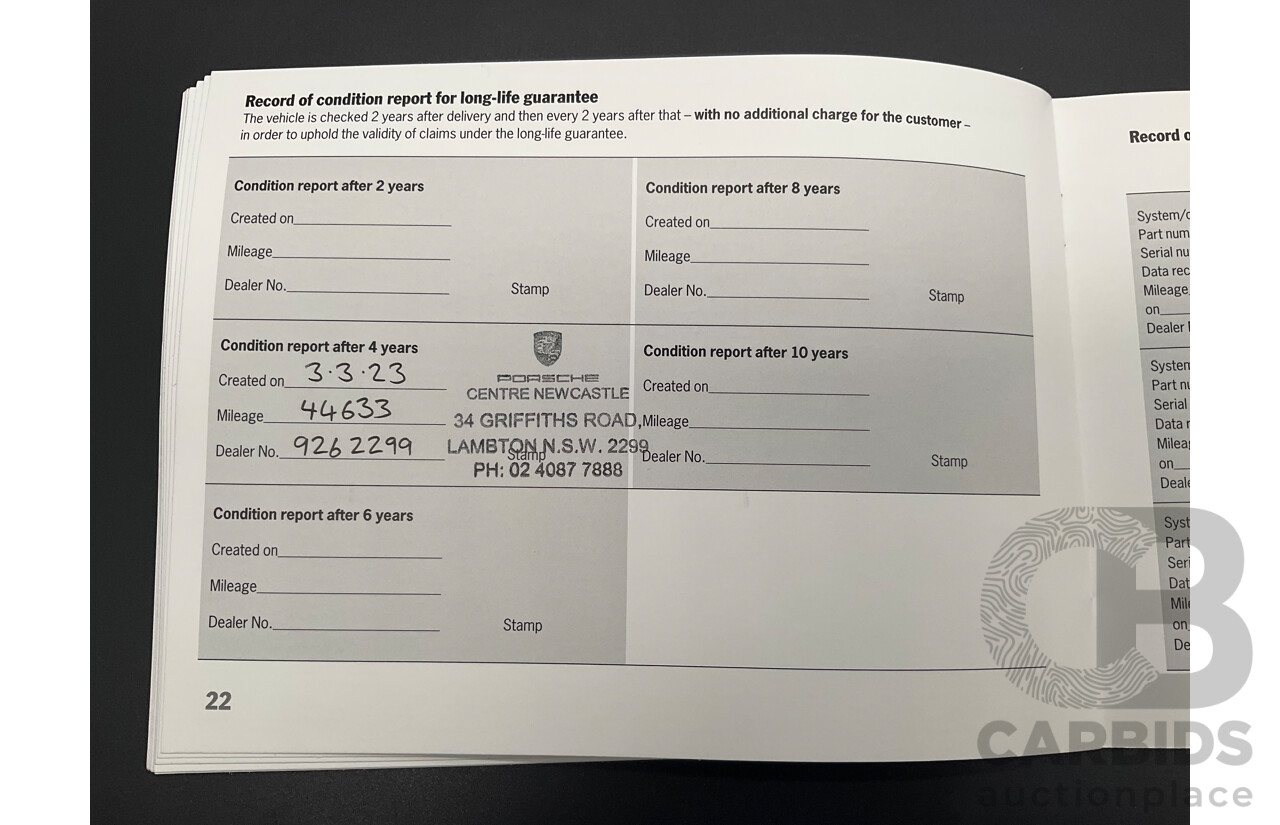 09/2017 Porsche 718 Cayman (RWD) 982 MY18 2d Coupe Sapphire Blue Metallic Turbo 2.0L